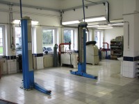 Fotografie provozovny - autoservis - Pneuservis Poláček, s.r.o.